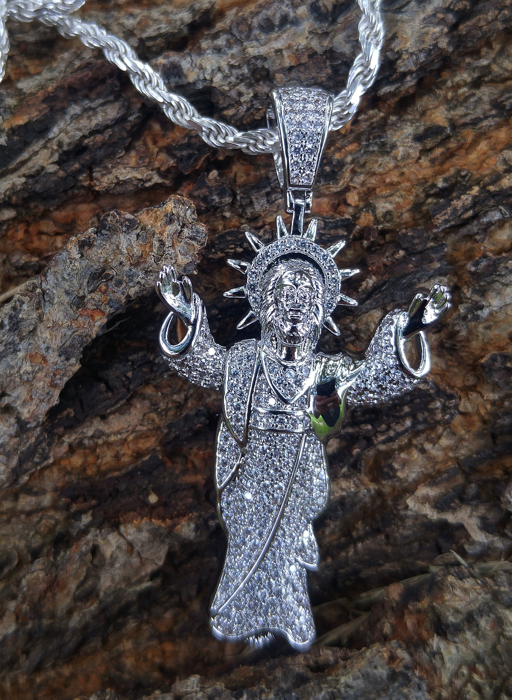 white gold liberty jesus & 24in rope chain