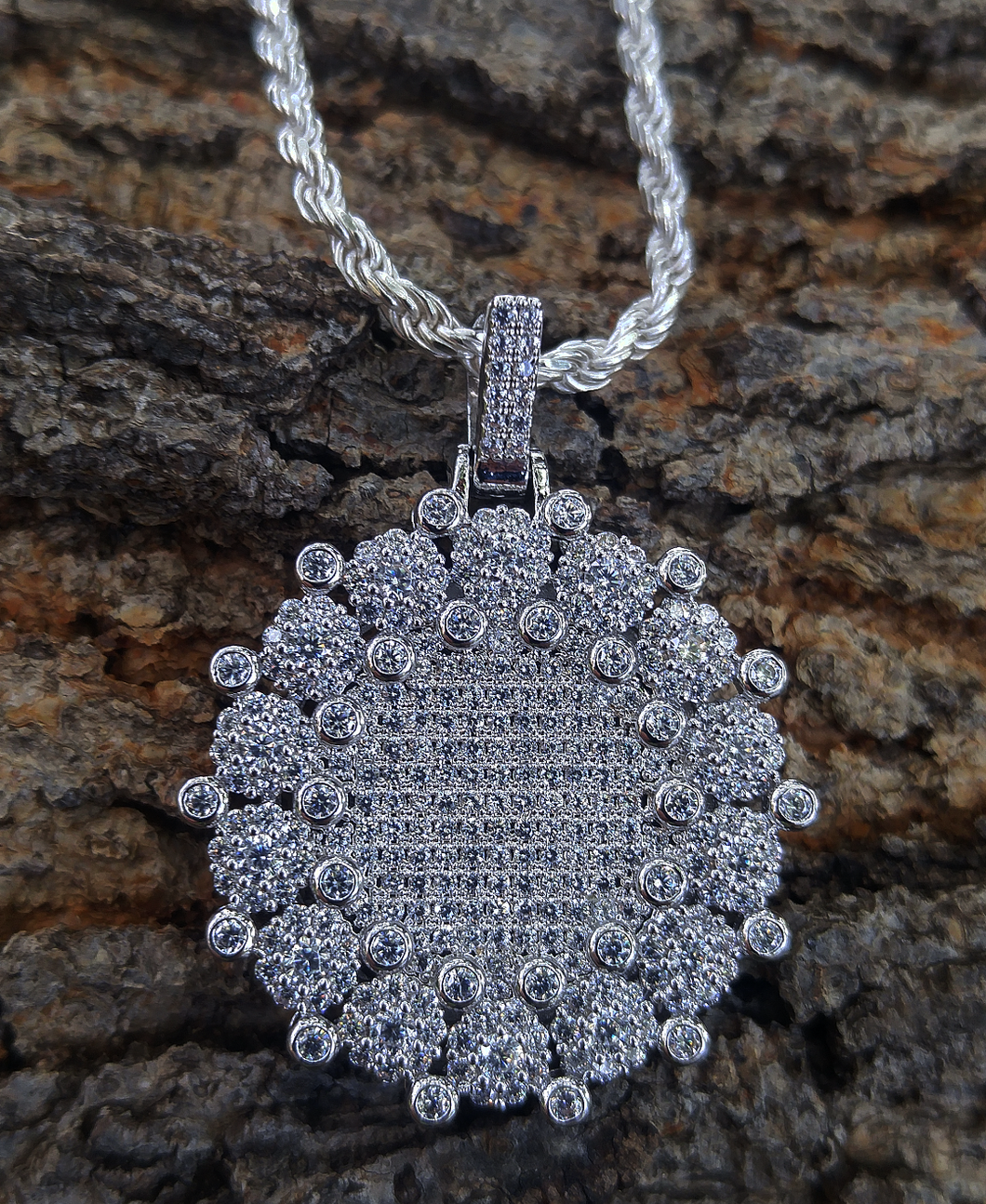 white gold circle cluster & 24in rope chain